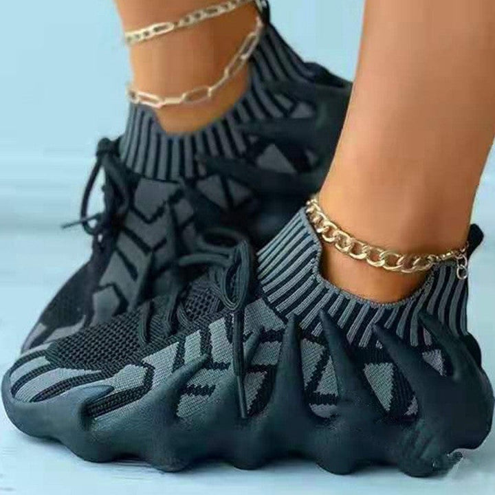 Vera – Innovativer Schnür-Laufschuh mit Ergonomischer Sohle