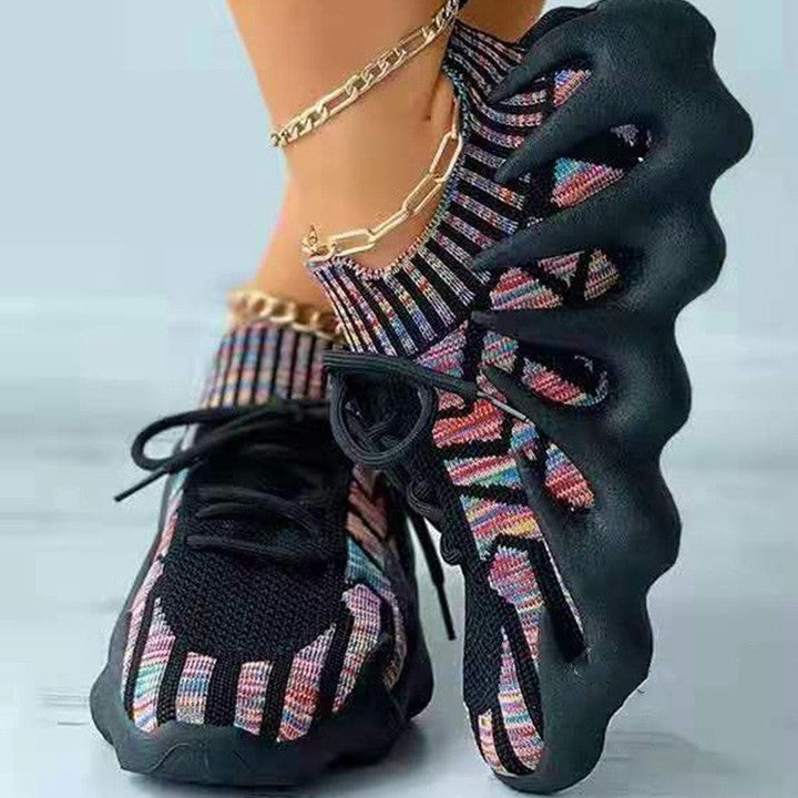Vera – Innovativer Schnür-Laufschuh mit Ergonomischer Sohle